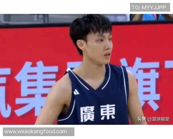 徐杰首发狂砍28分助力广东三将合力轰下58分展现强大团队实力 徐杰首发狂砍28分助力广东三将合力轰下58分展现强大团队实力